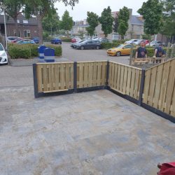 Nieuwe schutting/tegels
